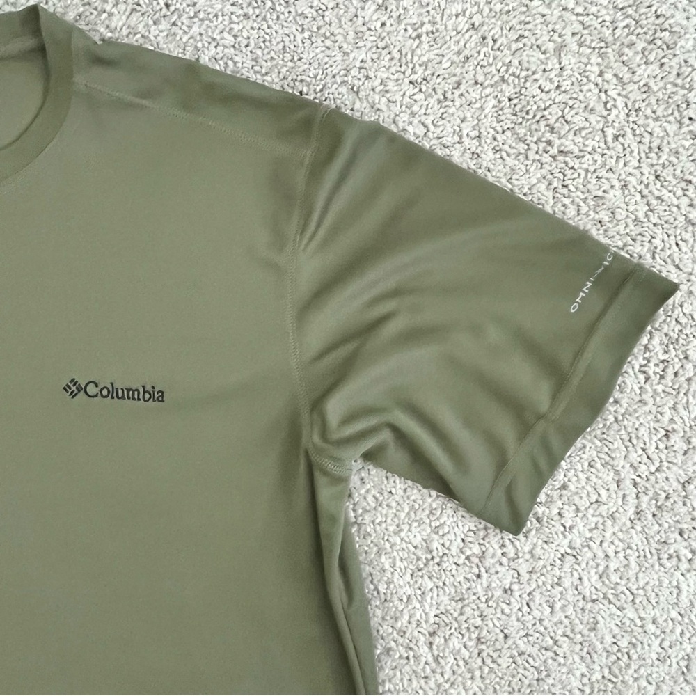 Columbia Men's Olive Green Omni-Wick Short Sleeve Tee - Picture 5 of 16